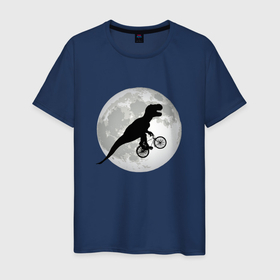 Мужская футболка хлопок с принтом Динозавр летит на фоне луны в Тюмени, 100% хлопок | прямой крой, круглый вырез горловины, длина до линии бедер, слегка спущенное плечо. | bicycle | bike | fly | moon | rex | t rex | tyrannosaur | бикукле | динозаврик | животные | летающий динозавр | луна | на велосипеде на фоне луны | ночной пейзаж | палеонтология | пародия | полёт | прикол | т рекс