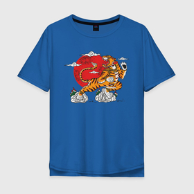 Мужская футболка хлопок Oversize с принтом Тигр в закате в Санкт-Петербурге, 100% хлопок | свободный крой, круглый ворот, “спинка” длиннее передней части | большая кошка | год тигра | животное | закат | облака | тигр | хищник