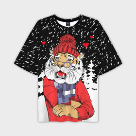 Мужская футболка OVERSIZE 3D с принтом Тигр в красном в Новосибирске,  |  | 2022 | fir forest | happy new year | hearts | merry christmas | red hat | santa claus | scarf | snow | tiger | year of the tiger | год тигра | еловый лес | красная шапка | новый год | очки | рождество | санта клаус | сердца | снег | тигр | шарф