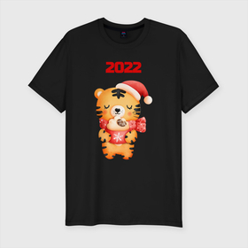 Мужская футболка хлопок Slim с принтом Праздничный тигренок 2022 в Тюмени, 92% хлопок, 8% лайкра | приталенный силуэт, круглый вырез ворота, длина до линии бедра, короткий рукав | 2022 | год тигра | новый год | новый год 2022 | символ года | тигр | тигренок | тигрица | тигры