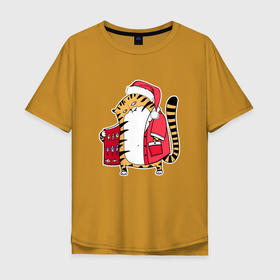 Мужская футболка хлопок Oversize с принтом Тигр тайно продает рыбу в Кировске, 100% хлопок | свободный крой, круглый ворот, “спинка” длиннее передней части | Тематика изображения на принте: 2022 | год тигра | новый год | новый год 2022 | символ года | тигр | тигренок | тигрица | тигры