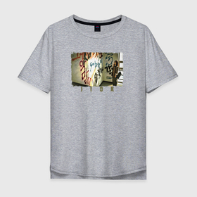Мужская футболка хлопок Oversize с принтом Jiok в Белгороде, 100% хлопок | свободный крой, круглый ворот, “спинка” длиннее передней части | Тематика изображения на принте: девушка | надписи | окно | подъезд | стена