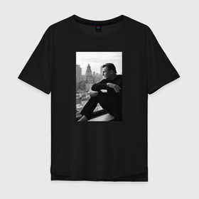 Мужская футболка хлопок Oversize с принтом Лиам Нисон в Тюмени, 100% хлопок | свободный крой, круглый ворот, “спинка” длиннее передней части | liam neeson | актер | британия | золотой глобус | лиам нисон | пассажир