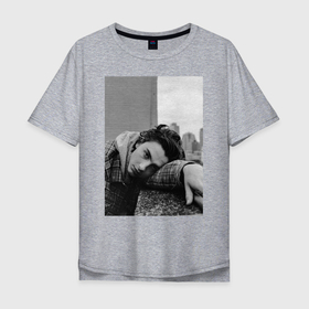 Мужская футболка хлопок Oversize с принтом Шаламе черно белое фото на фоне города в Тюмени, 100% хлопок | свободный крой, круглый ворот, “спинка” длиннее передней части | Тематика изображения на принте: timothe chalamet | актер | город | тимоти шаламе | фото