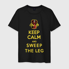 Мужская футболка хлопок с принтом Cobra Kai   Keep calm and sweep the leg в Белгороде, 100% хлопок | прямой крой, круглый вырез горловины, длина до линии бедер, слегка спущенное плечо. | Тематика изображения на принте: american | cobra kai | emblem | karate | keep calm and sweep the leg | logo | martial arts | royal slogan | snake | television series | американский | боевые искусства | змея | карате | кобра кай | королевский девиз | логотип | телесериал | 