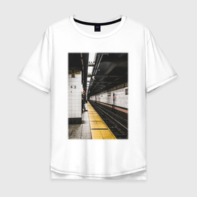 Мужская футболка хлопок Oversize с принтом Метрополитен В Нью Йорке в Тюмени, 100% хлопок | свободный крой, круглый ворот, “спинка” длиннее передней части | newyork | метро | метрополитен | модные | нью йорк | хайп | шмот