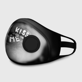 Маска из неопрена с принтом Kiss  me в городе Новоалтайск, неопрен 100% | Форма огибающая нос. Резинки для ушей с дополнительной резинкой на затылке. Клапан для выдоха для активного дыхания при занятиях спортом. Эластичный материал маски и окантовки для лучшего растяжения и прилегания маски.  | girl | kisss me | love | strong | white and black | губы | девушка | лицо | любовь | надписи | поцелуй | поцелуй меня | с надписями | страсть | фото | фотоарт | черно белое | черно белые | чувства