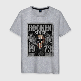 Мужская футболка хлопок с принтом Рокер с 1973 года в Новосибирске, 100% хлопок | прямой крой, круглый вырез горловины, длина до линии бедер, слегка спущенное плечо. | 1973 | 73 | год | год рождения | день рождения | ко дню рождения | на день рождения | прямиком из | родился в | рок | рок н рол | рокер | рокерша | сделан в
