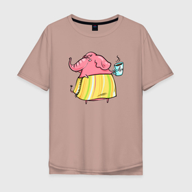 Мужская футболка хлопок Oversize с принтом Слониха с кофе в Тюмени, 100% хлопок | свободный крой, круглый ворот, “спинка” длиннее передней части | кофе | слон | слон в юбке | слоненок | слониха