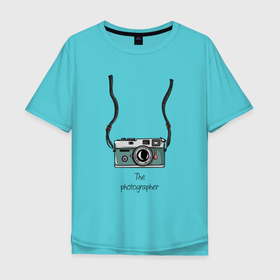Мужская футболка хлопок Oversize с принтом Туристический фотограф в Белгороде, 100% хлопок | свободный крой, круглый ворот, “спинка” длиннее передней части | Тематика изображения на принте: арт | иллюстрация | камера | фото | фотоаппарат | хобби