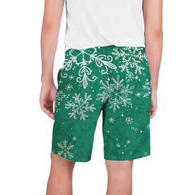 Мужские шорты 3D с принтом Снежинки на зелёном фоне в Кировске,  полиэстер 100% | прямой крой, два кармана без застежек по бокам. Мягкая трикотажная резинка на поясе, внутри которой широкие завязки. Длина чуть выше колен | 