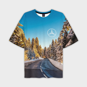 Мужская футболка OVERSIZE 3D с принтом Мерседес   зимняя дорога через лес ,  |  | 