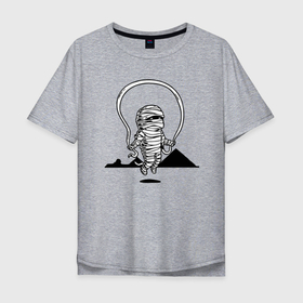 Мужская футболка хлопок Oversize с принтом Мумия на фоне пирамид прыгает через скакалку в Курске, 100% хлопок | свободный крой, круглый ворот, “спинка” длиннее передней части | Тематика изображения на принте: 