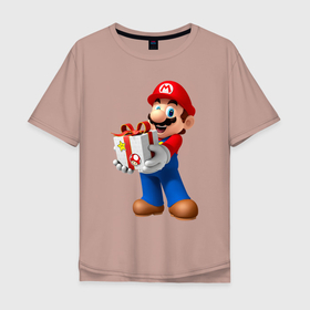Мужская футболка хлопок Oversize с принтом Марио держит подарок в Санкт-Петербурге, 100% хлопок | свободный крой, круглый ворот, “спинка” длиннее передней части | 