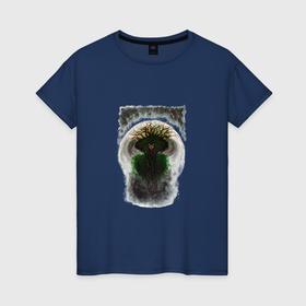 Женская футболка хлопок с принтом Лесная ведьма на фоне еловых ветвей в Санкт-Петербурге, 100% хлопок | прямой крой, круглый вырез горловины, длина до линии бедер, слегка спущенное плечо | 