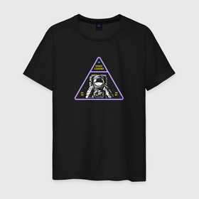 Светящаяся мужская футболка с принтом Космонавт: космическая легенда в Курске,  |  | 