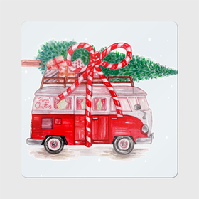 Магнит виниловый Квадрат с принтом Красный новогодний автобус с ёлкой , полимерный материал с магнитным слоем | размер 9*9 см, закругленные углы | Тематика изображения на принте: 