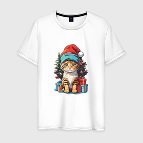 Мужская футболка хлопок с принтом Кот в новогодней шапке на фоне елки в Петрозаводске, 100% хлопок | прямой крой, круглый вырез горловины, длина до линии бедер, слегка спущенное плечо. | 