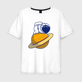 Мужская футболка хлопок Oversize с принтом Космонавт на Сатурне в Екатеринбурге, 100% хлопок | свободный крой, круглый ворот, “спинка” длиннее передней части | Тематика изображения на принте: 