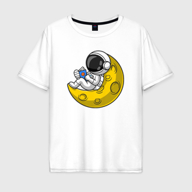 Мужская футболка хлопок Oversize с принтом Космонавт читает на Луне в Санкт-Петербурге, 100% хлопок | свободный крой, круглый ворот, “спинка” длиннее передней части | 