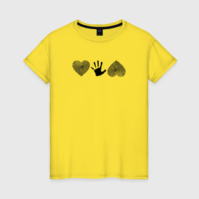 Женская футболка хлопок с принтом Рука между двух сердец в Курске, 100% хлопок | прямой крой, круглый вырез горловины, длина до линии бедер, слегка спущенное плечо | 